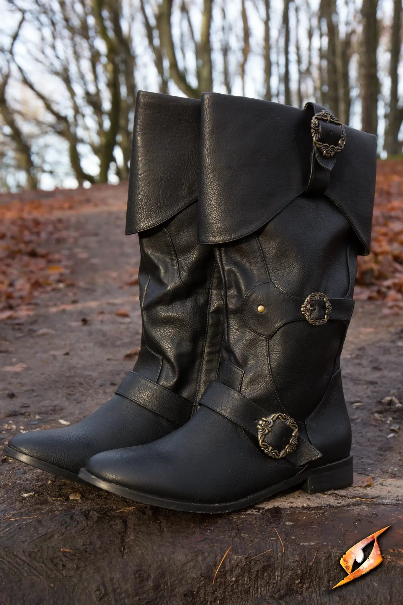 Stylish Boots Pirate - EU 39 with unique buckle design on a forest path, perfect for adventurous wear.