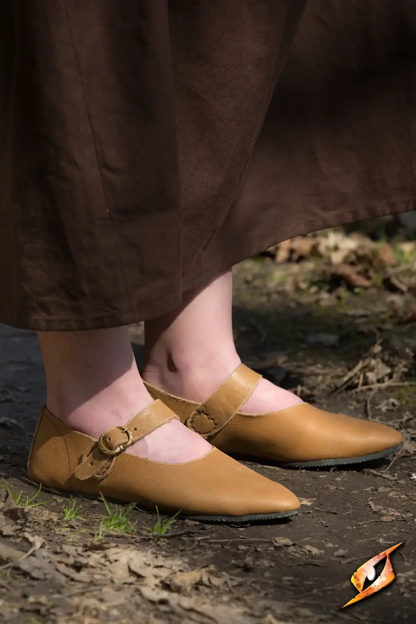Shoes Astrid classic leather shoes with a single strap, designed for comfort and durability on cobblestone streets.