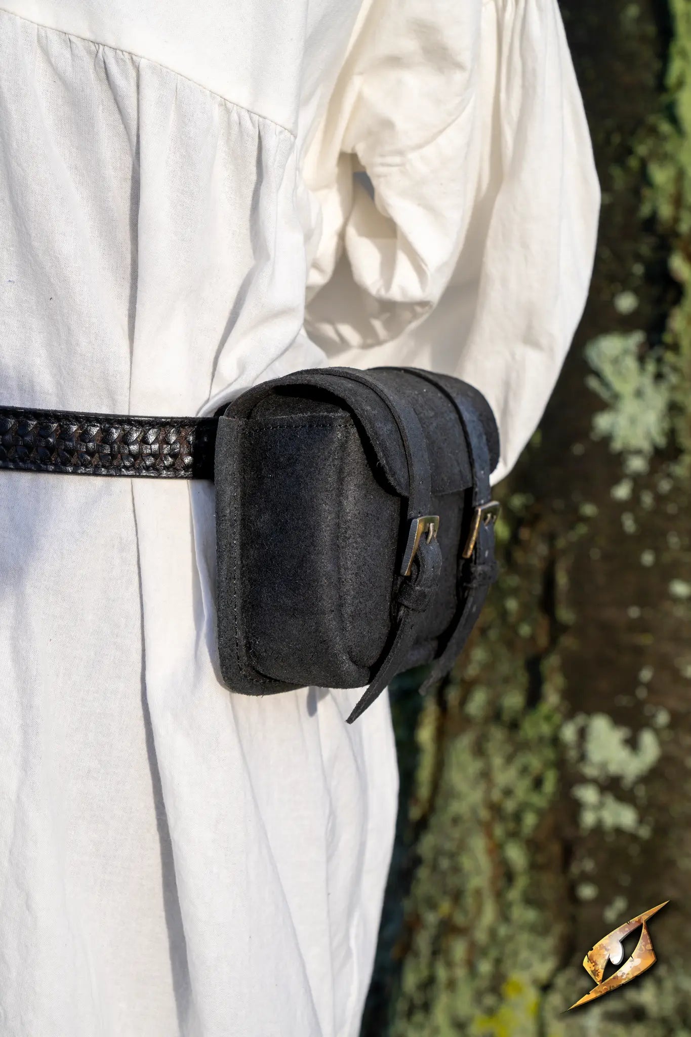 Warrior bag - Suede - Large worn on a belt, perfect for storing coins and small items in a stylish way.