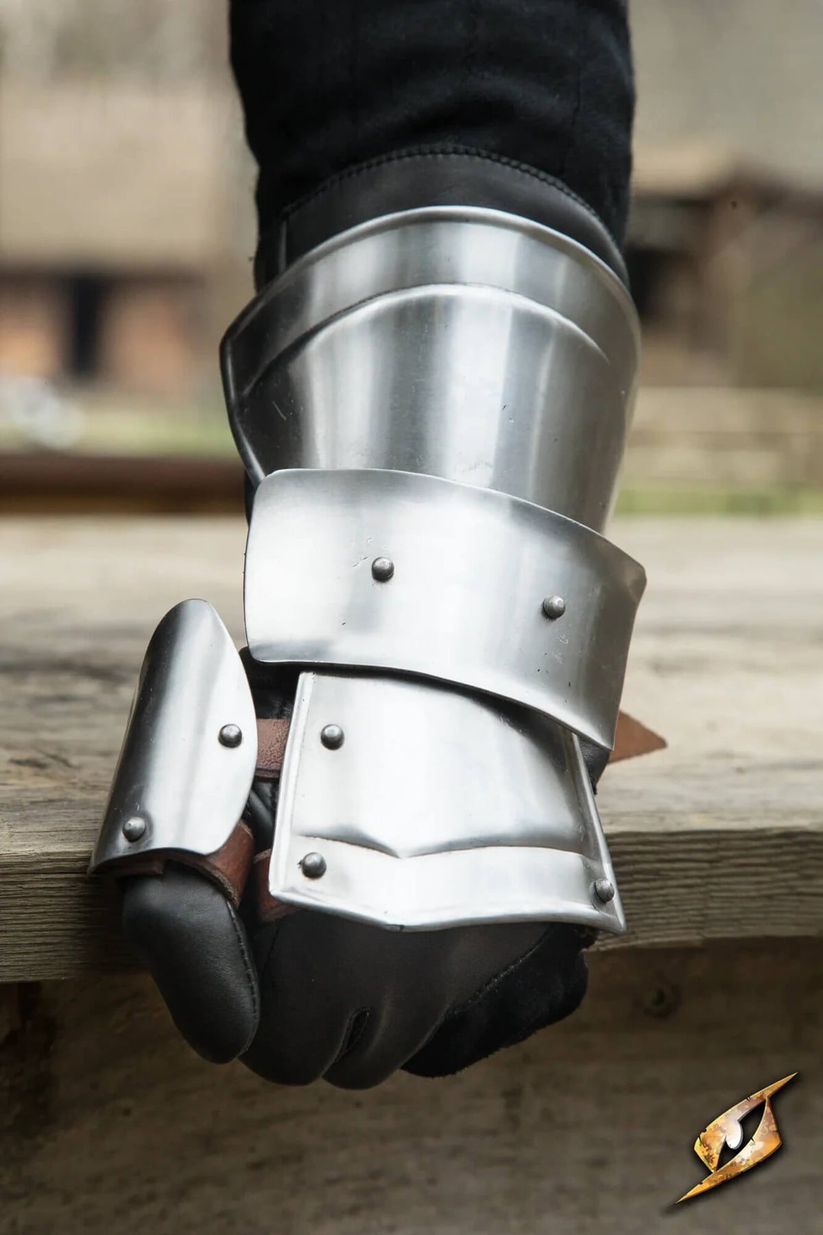 Scout Gauntlets