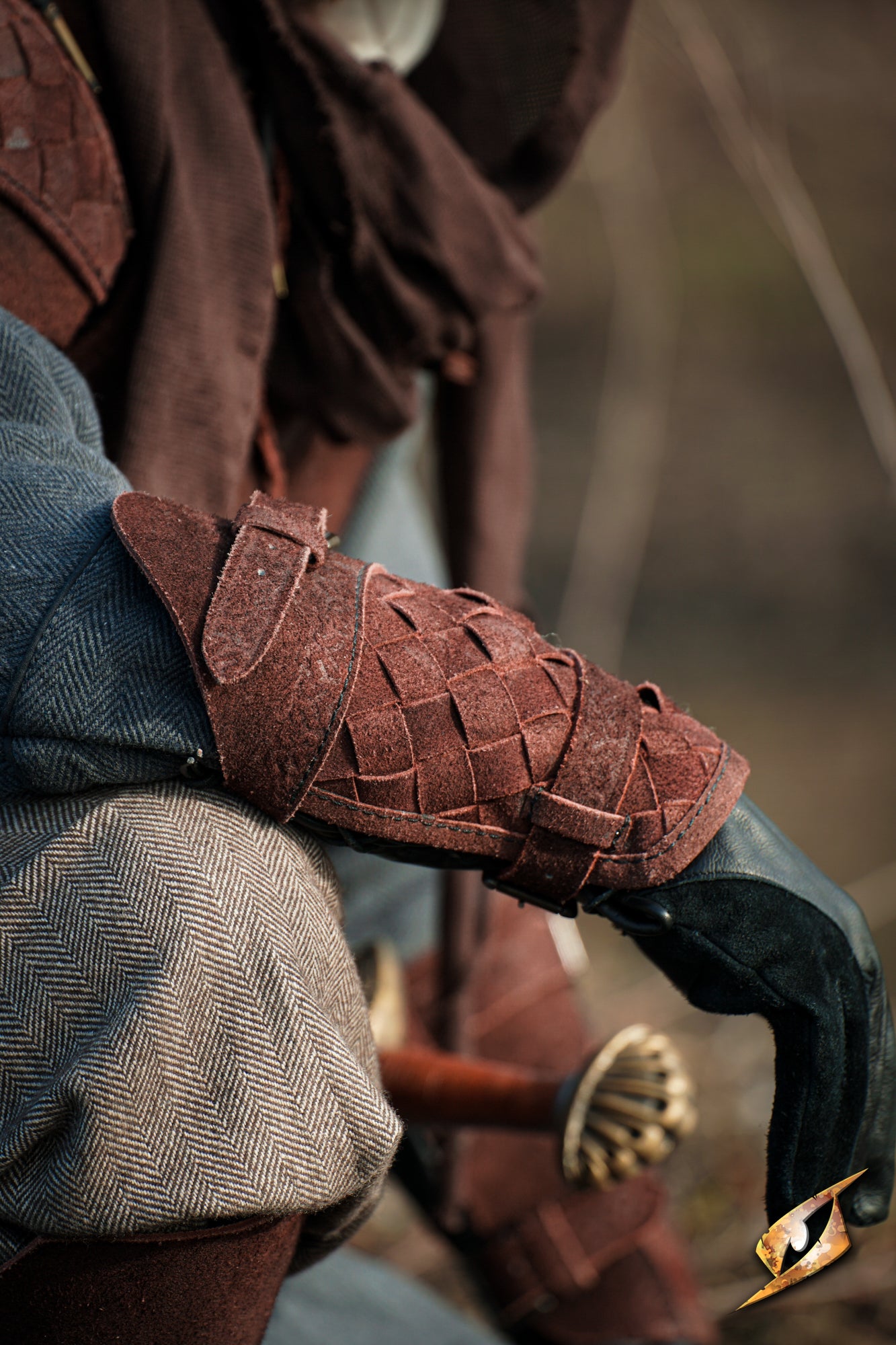 Ranger Bracers - Suede