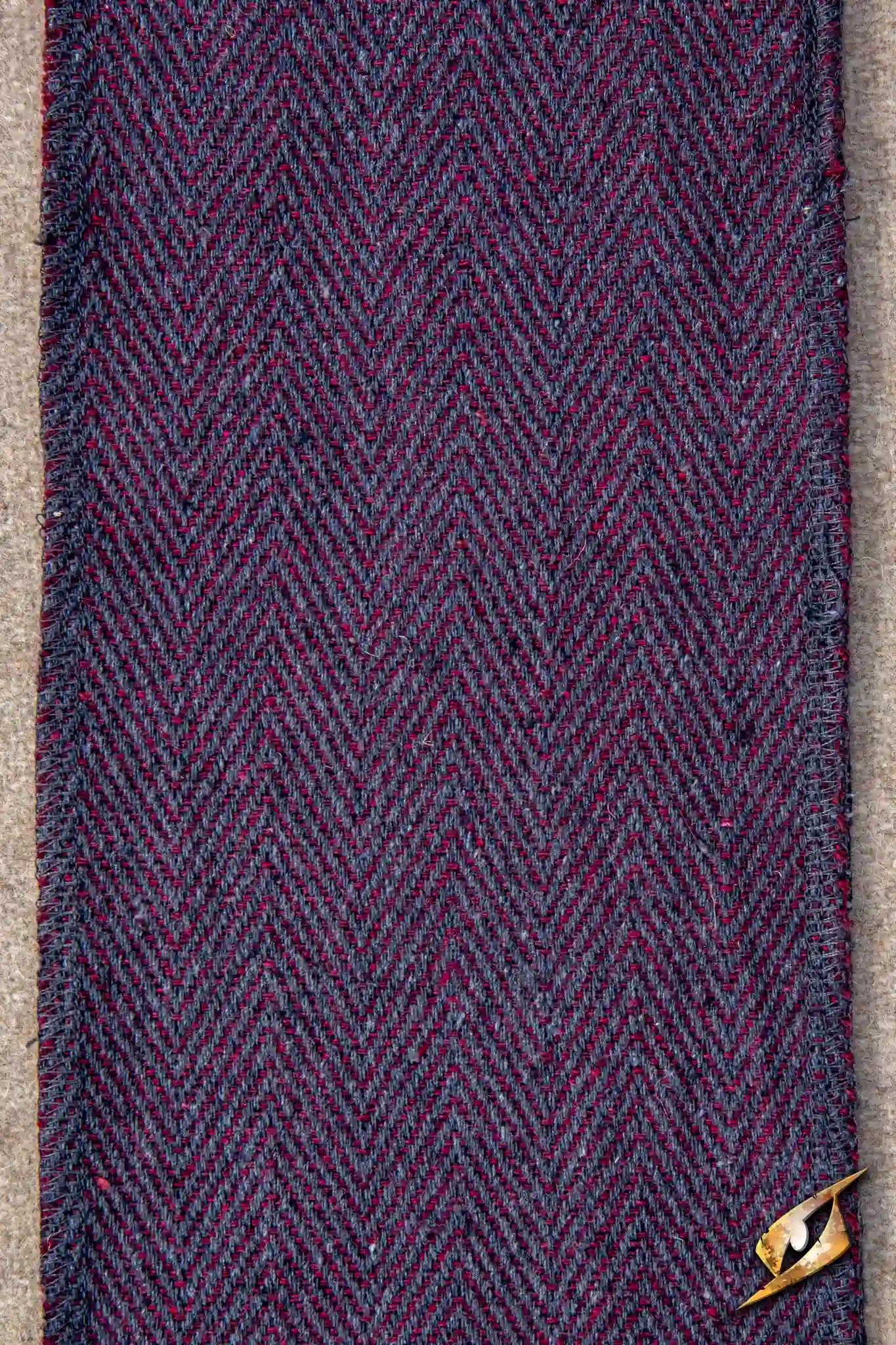 261104 03