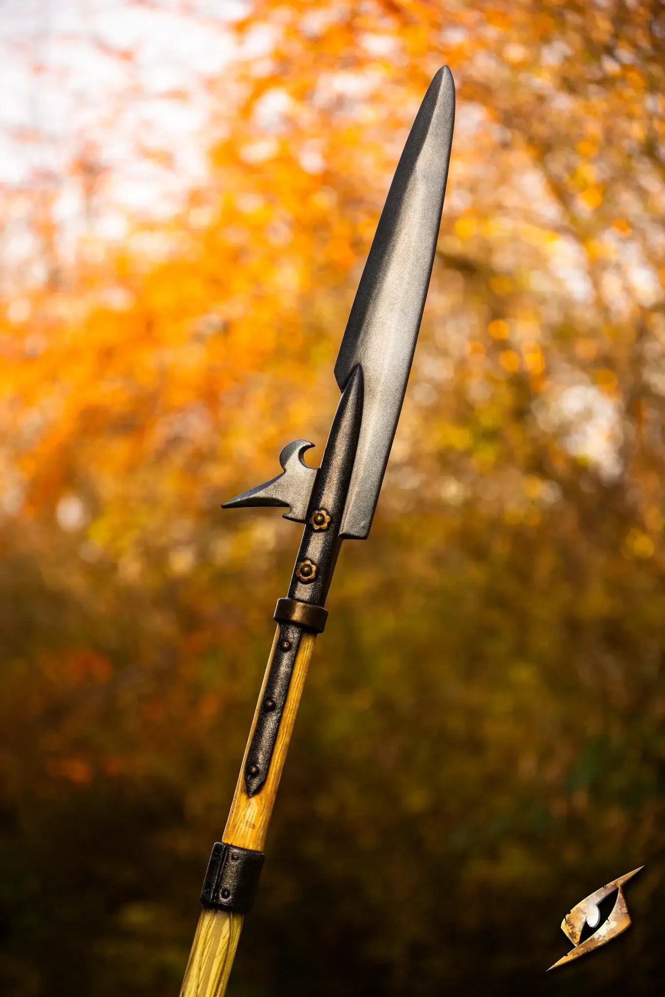 Battle Standard - Fauchard Top showcasing its tactical design against a colorful autumn background.
