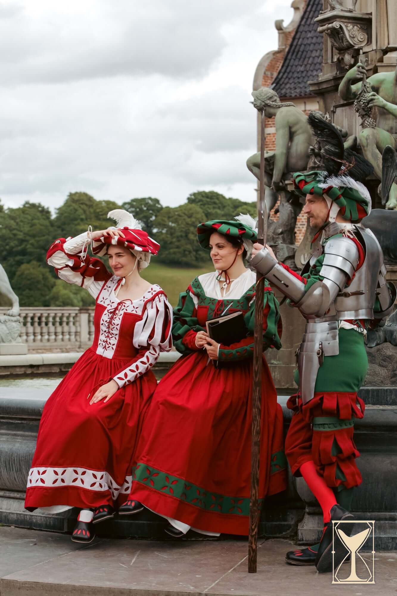 Landsknecht Cuirass - 1.6mm - Yoremade actors in historical costumes by a fountain.