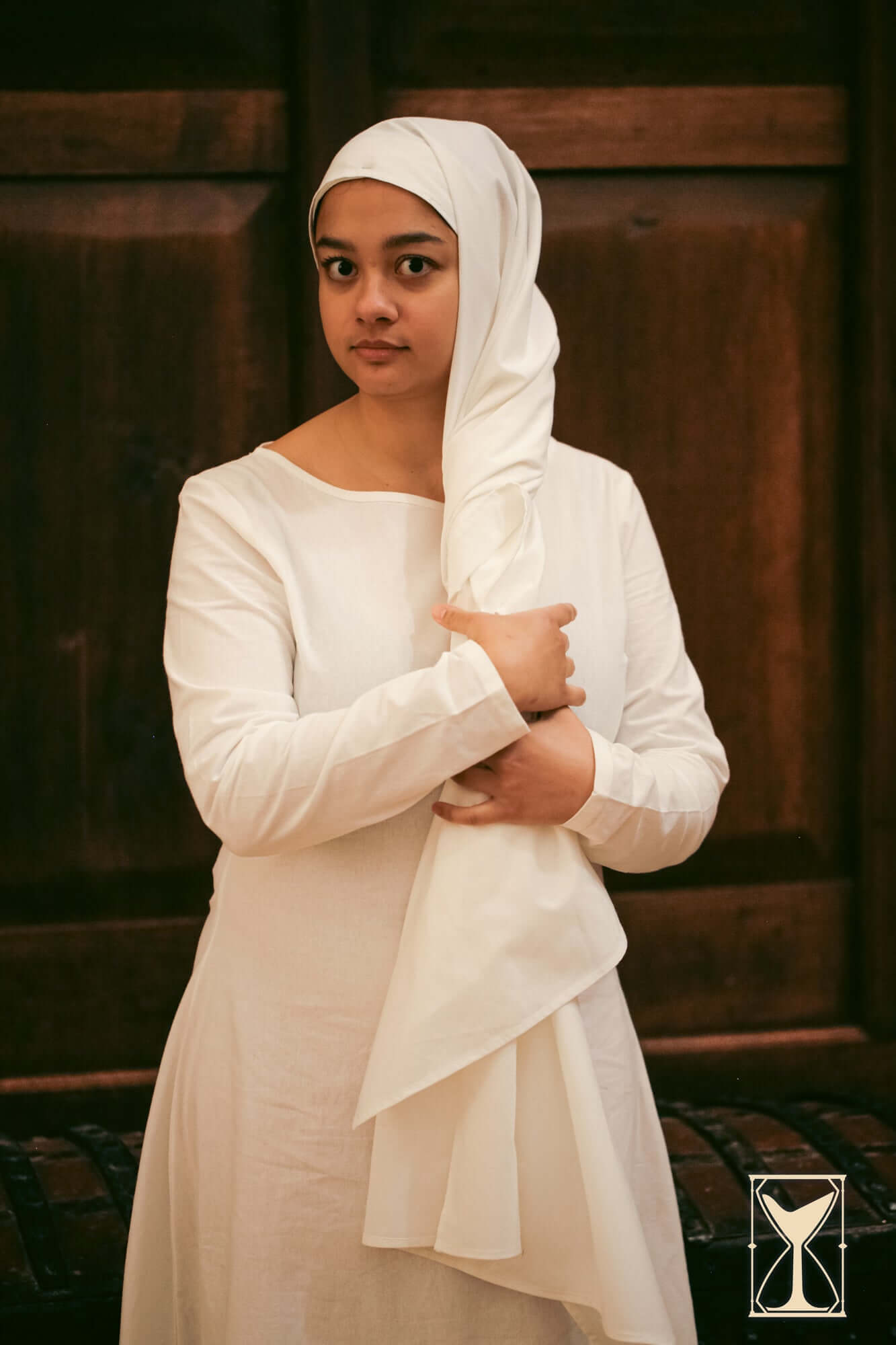 Chemise - Yoremade collection, medieval woman's outfit, worn as a base layer under garments.