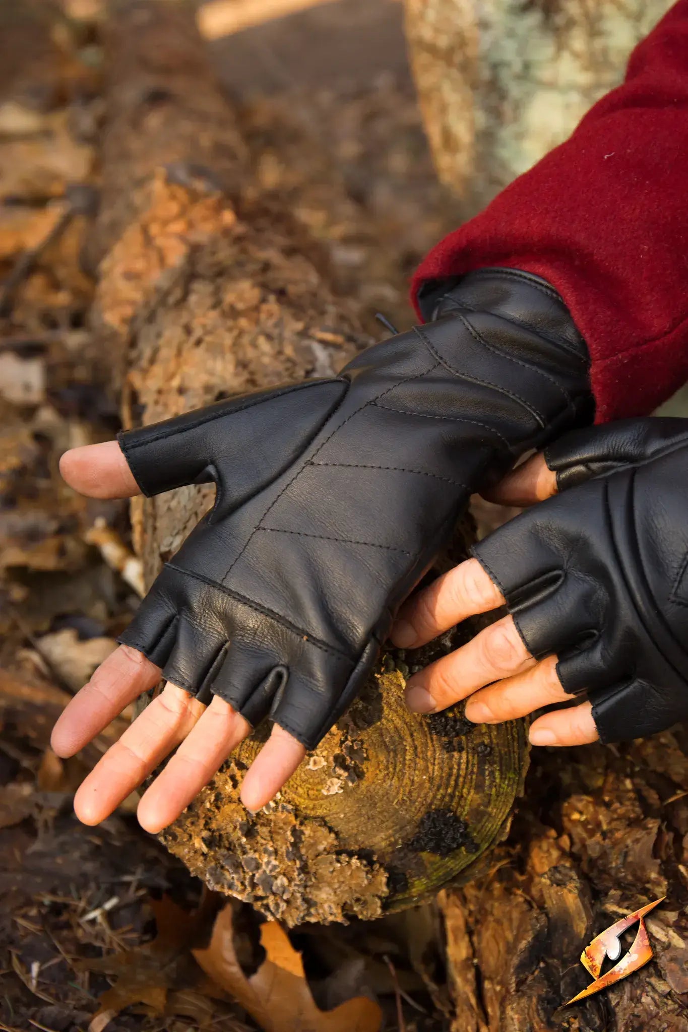 Thief Gloves worn by a person, showcasing fingerless design and leather material, perfect for stealthy activities.