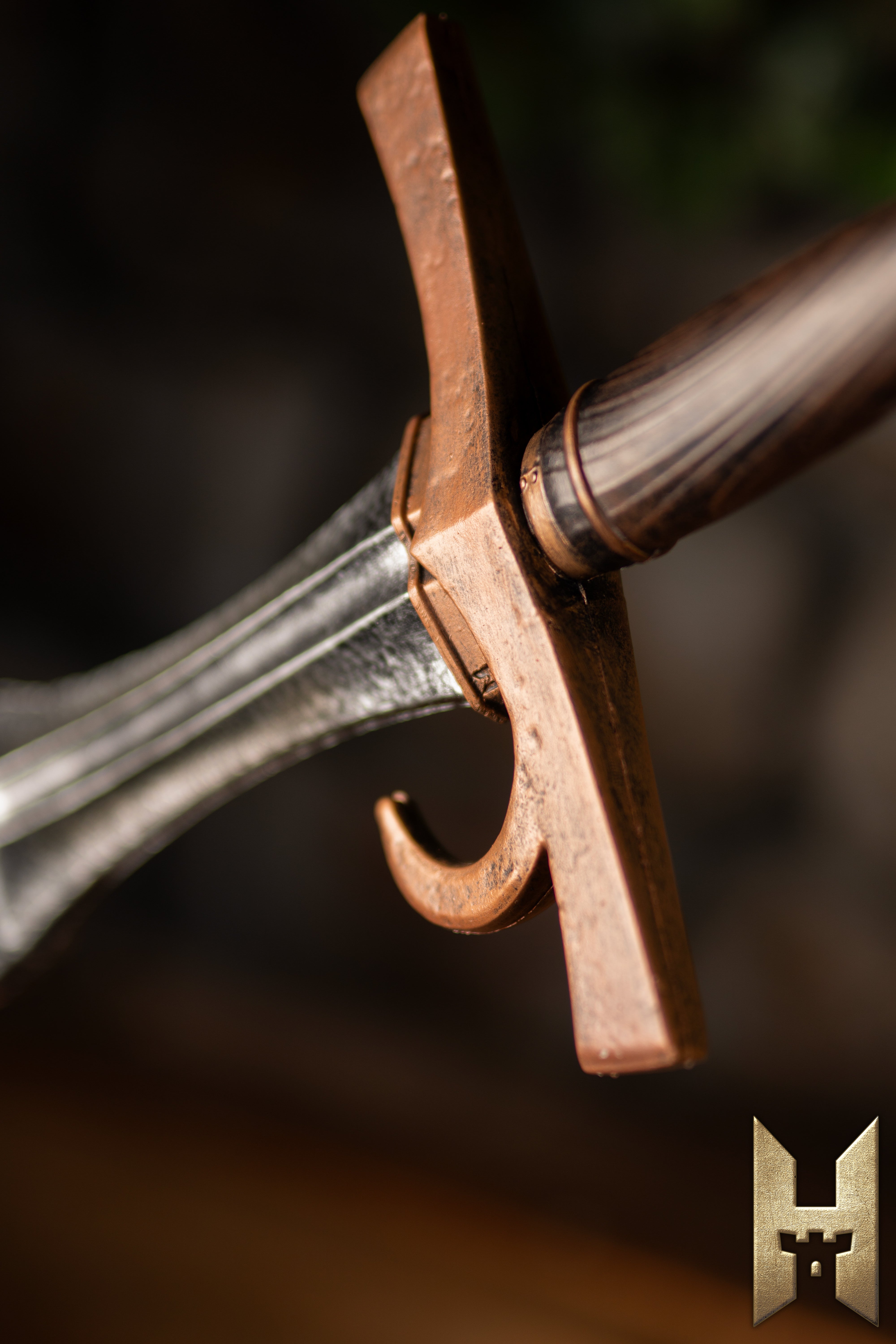 32770155 03 Milanese Sword   Bronze Steel   109Cm