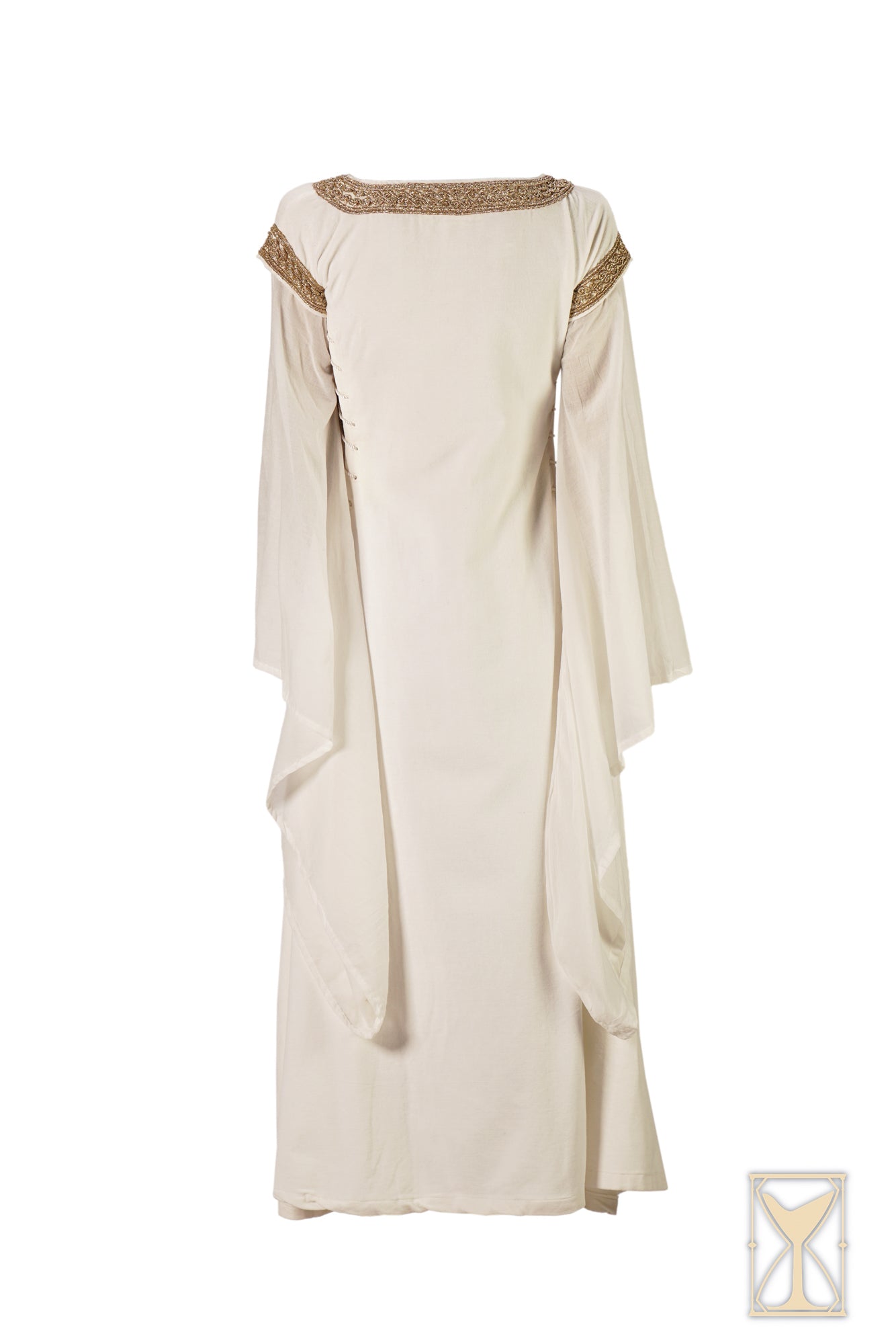 Bliaut Noble back view, showcasing long flowing sleeves and detailed neckline design.