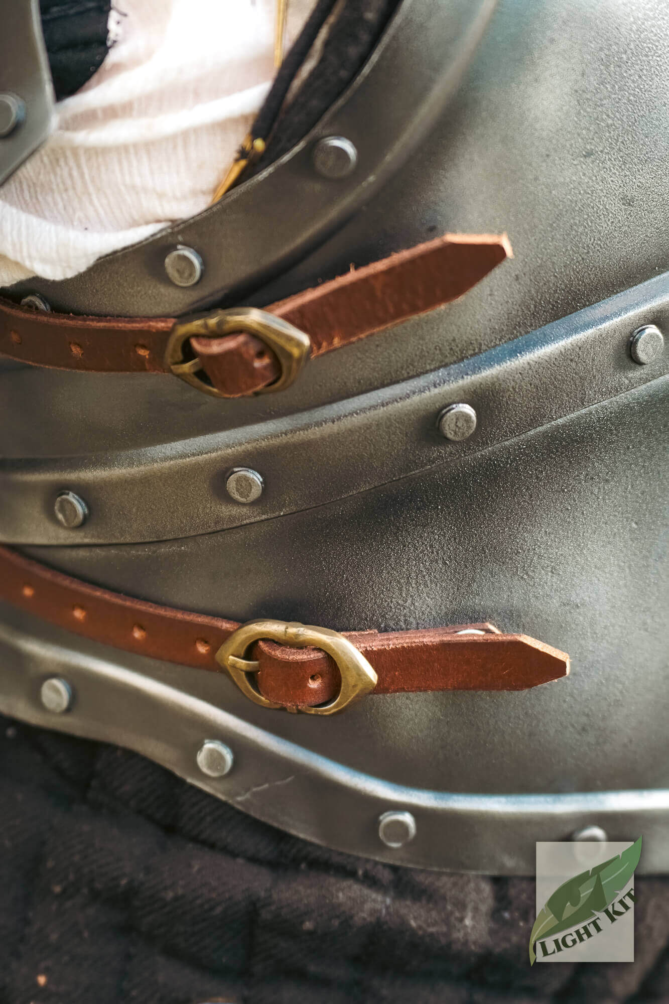 Captain Cuirass - Light Kit featuring elegant straps and polished metallic finish for stylish protection.