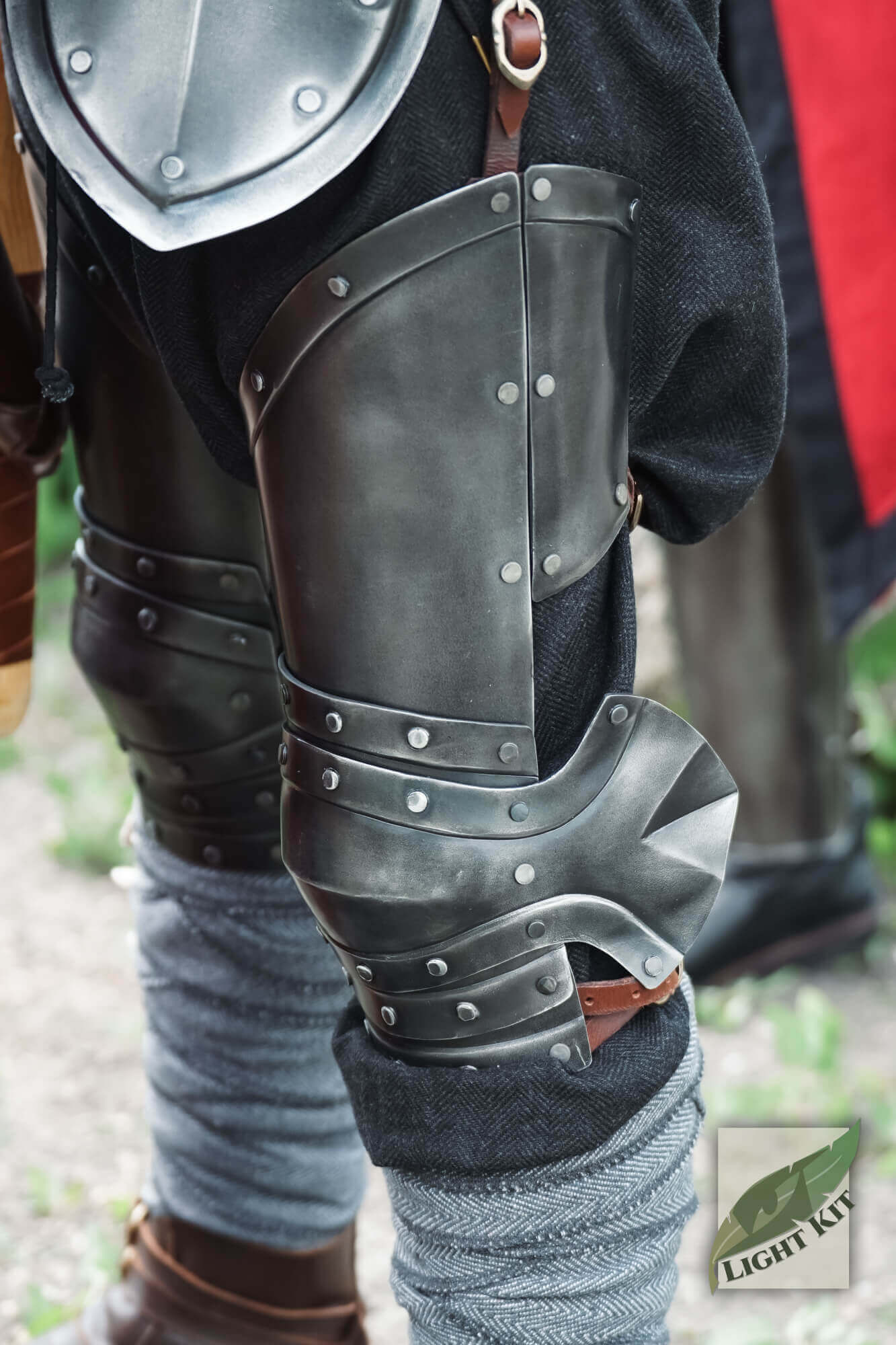 Captain Leg Protection - Light Kit showcasing durable leg plates for optimal protection and mobility.