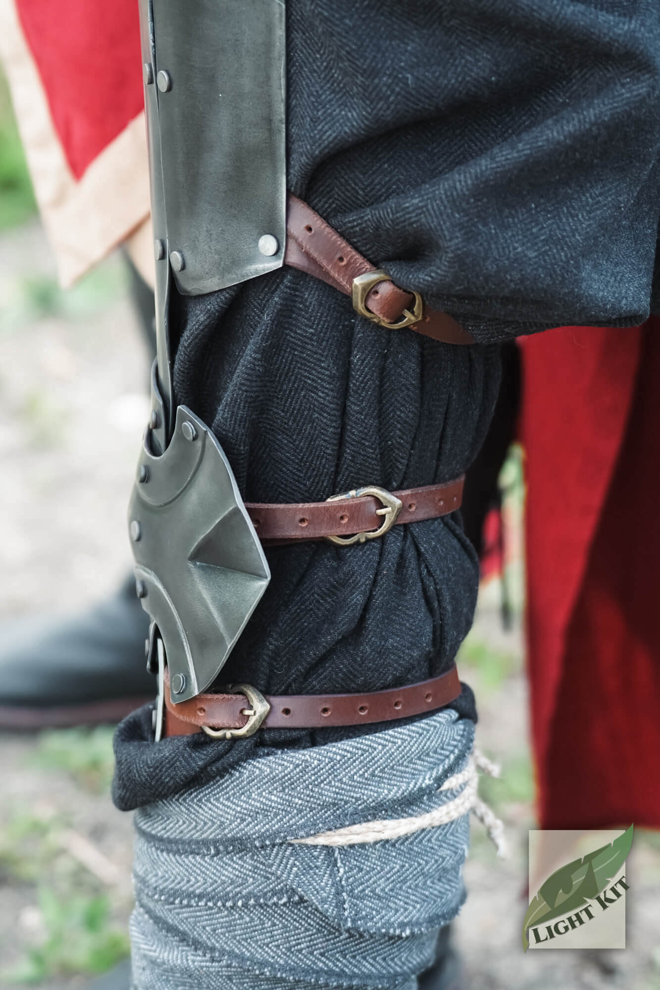 Captain Leg Protection - Light Kit featuring detailed leg plates and adjustable leather straps.