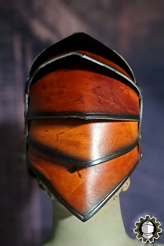 Helmet Mercurio (Fighter) featuring a sleek design and lightweight leather construction for head protection.