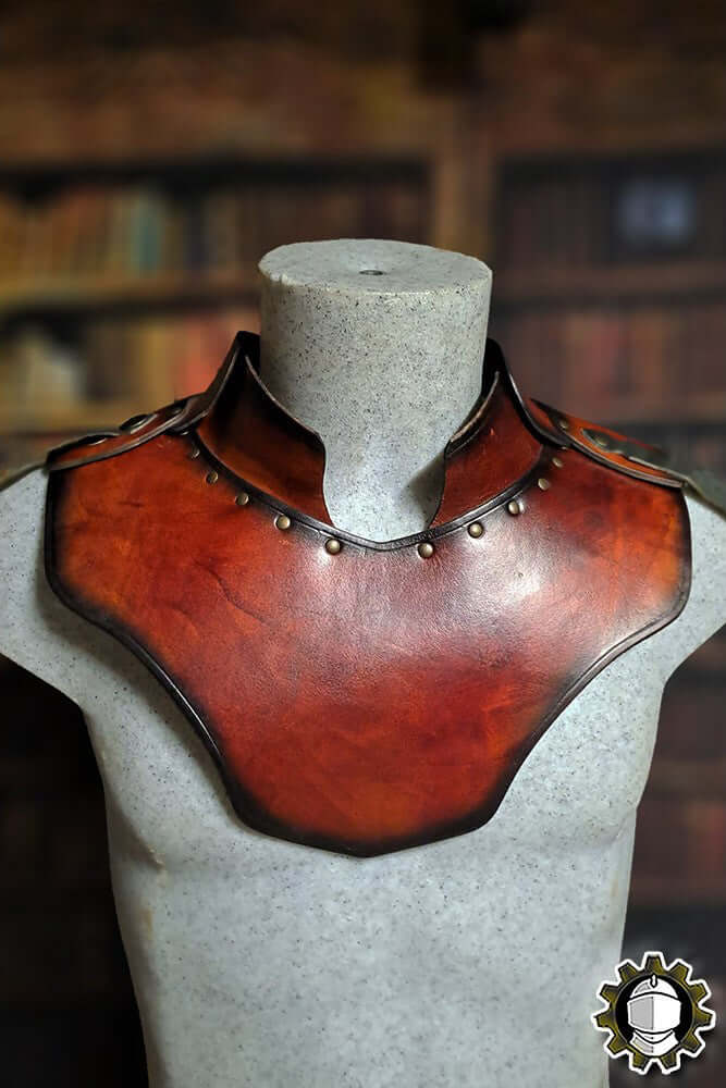 Gorget Cicero (Fighter) leather neck armor, bold design for battlefield protection and aesthetic appeal.