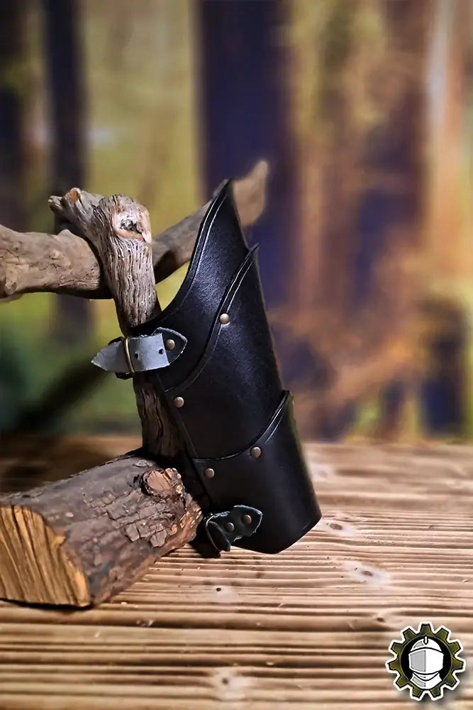 Arm Protection Jerome (Fighter) on a wooden log background showcasing elegant design and secure closure system.