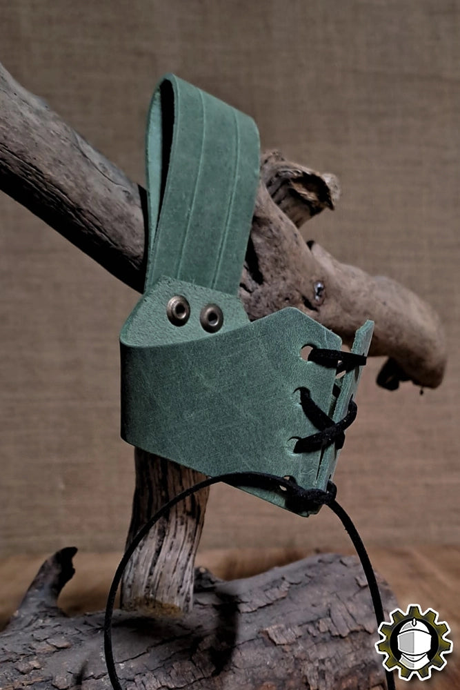 Horn Holder (New Blood) made of rugged leather, designed for securely holding drinking horns or weapons.