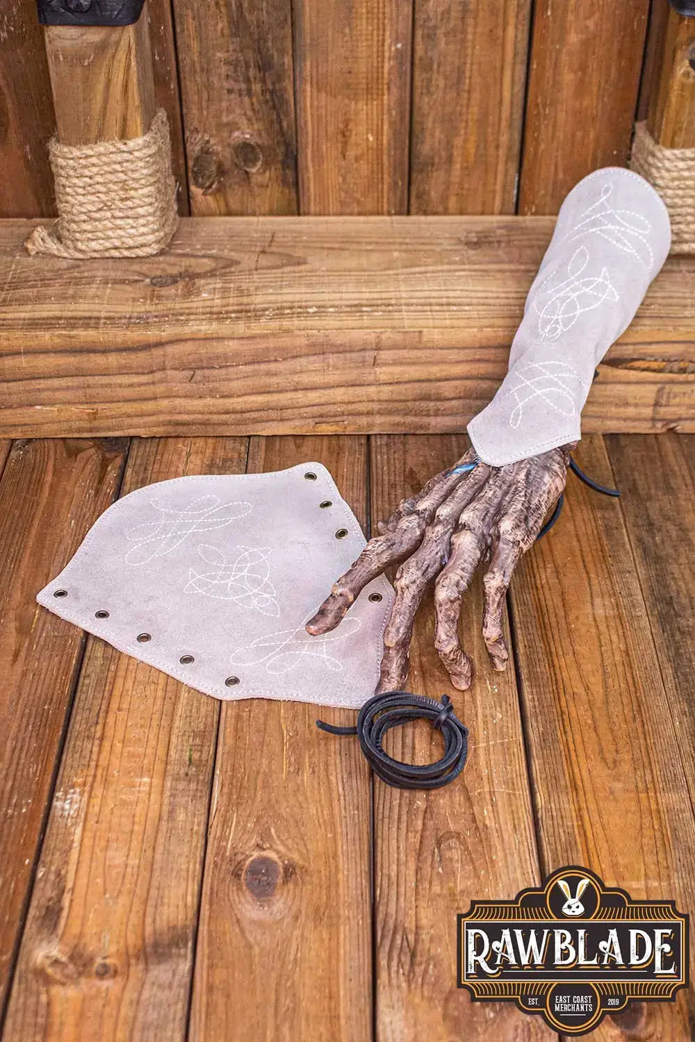 Vryla Premium Bracers in light leather with unique elven design for lightweight fighters.