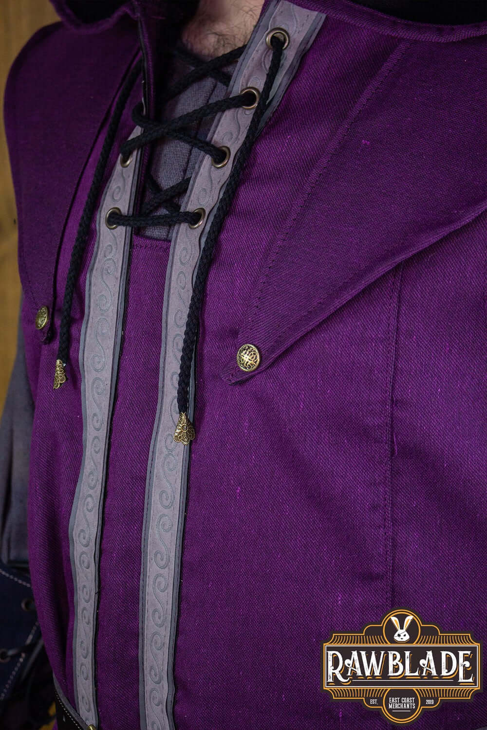 Karanthir Tunic close-up showing hood and intricate lace detail suitable for wizards and elves.