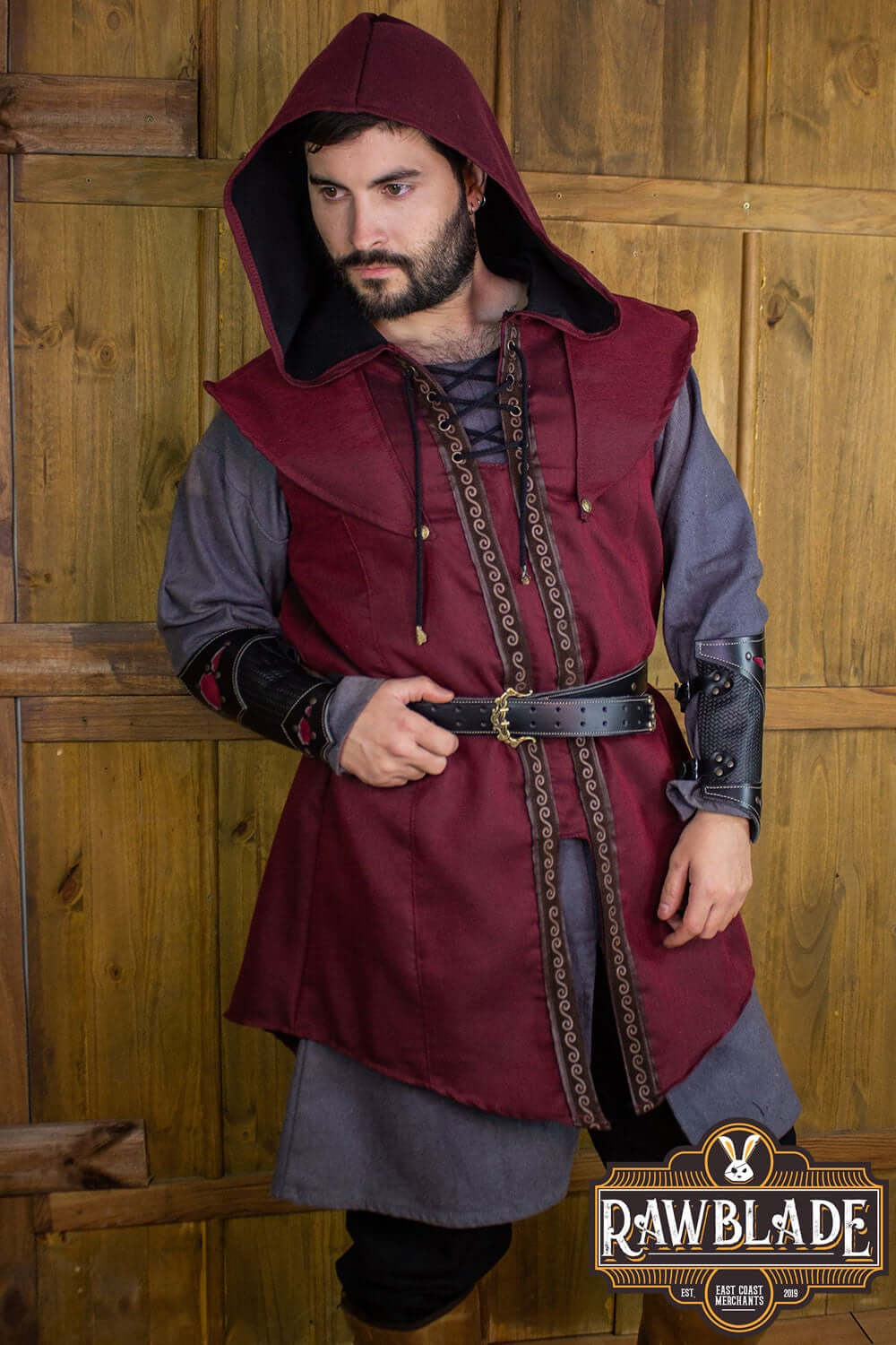 Karanthir Tunic featuring a wide hood, perfect for wizards and elven trackers, designed by Rawblade.