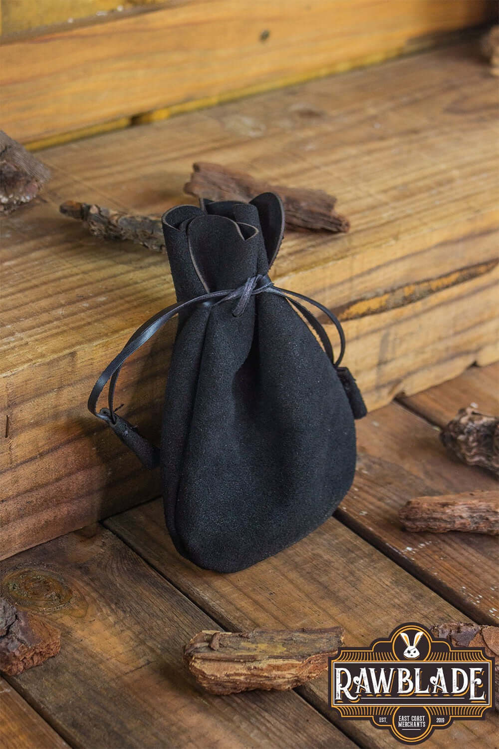Alentorn Coin Bag made of soft split leather, perfect for storing coins and small valuables.