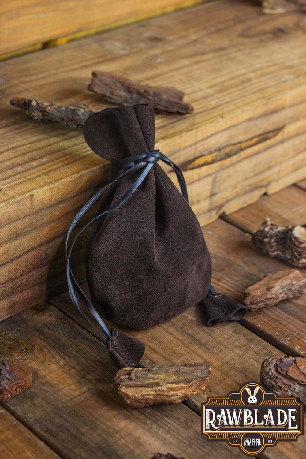 Alentorn Coin Bag made of soft split leather, ideal for stowing precious possessions safely.