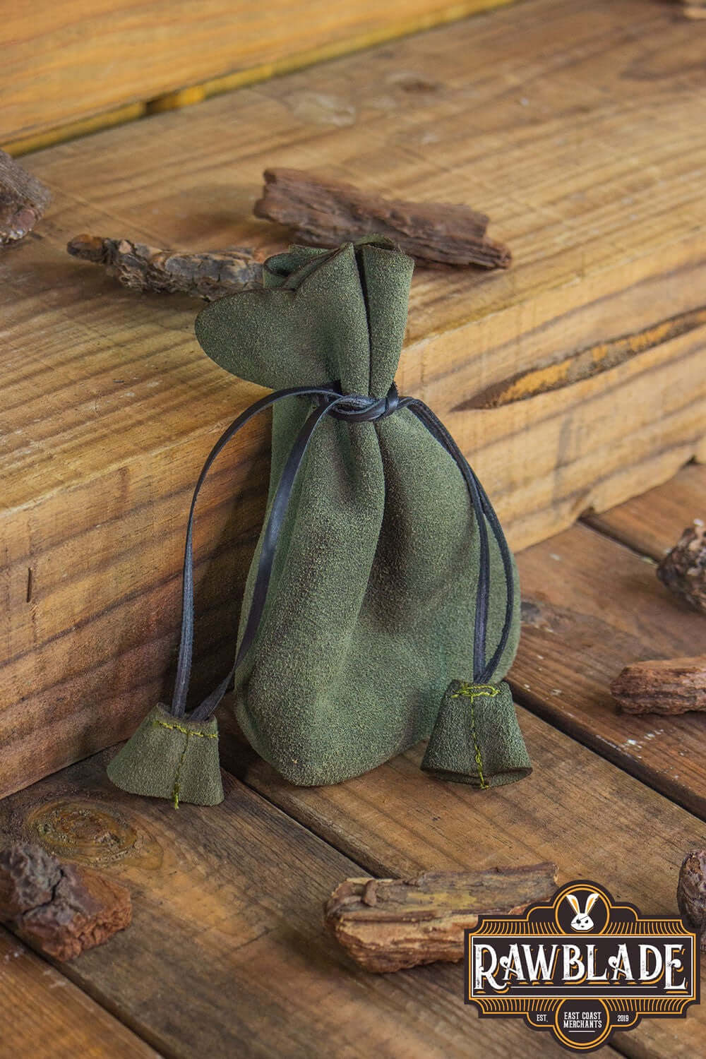 Alentorn Coin Bag from Rawblade in soft split leather, perfect for stowing precious possessions.