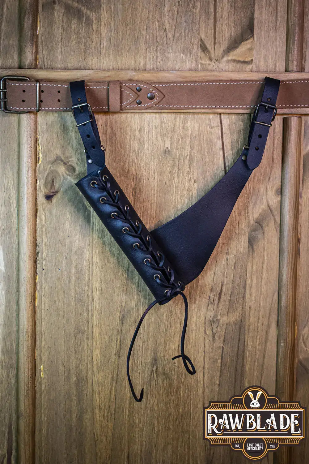 Breda Rapier Holder Small crafted from high quality cow leather, featuring adjustable buckles for any sword.