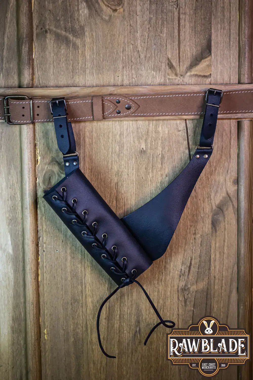 Breda Holder made of high quality cow leather, designed for versatility with adjustable buckles.