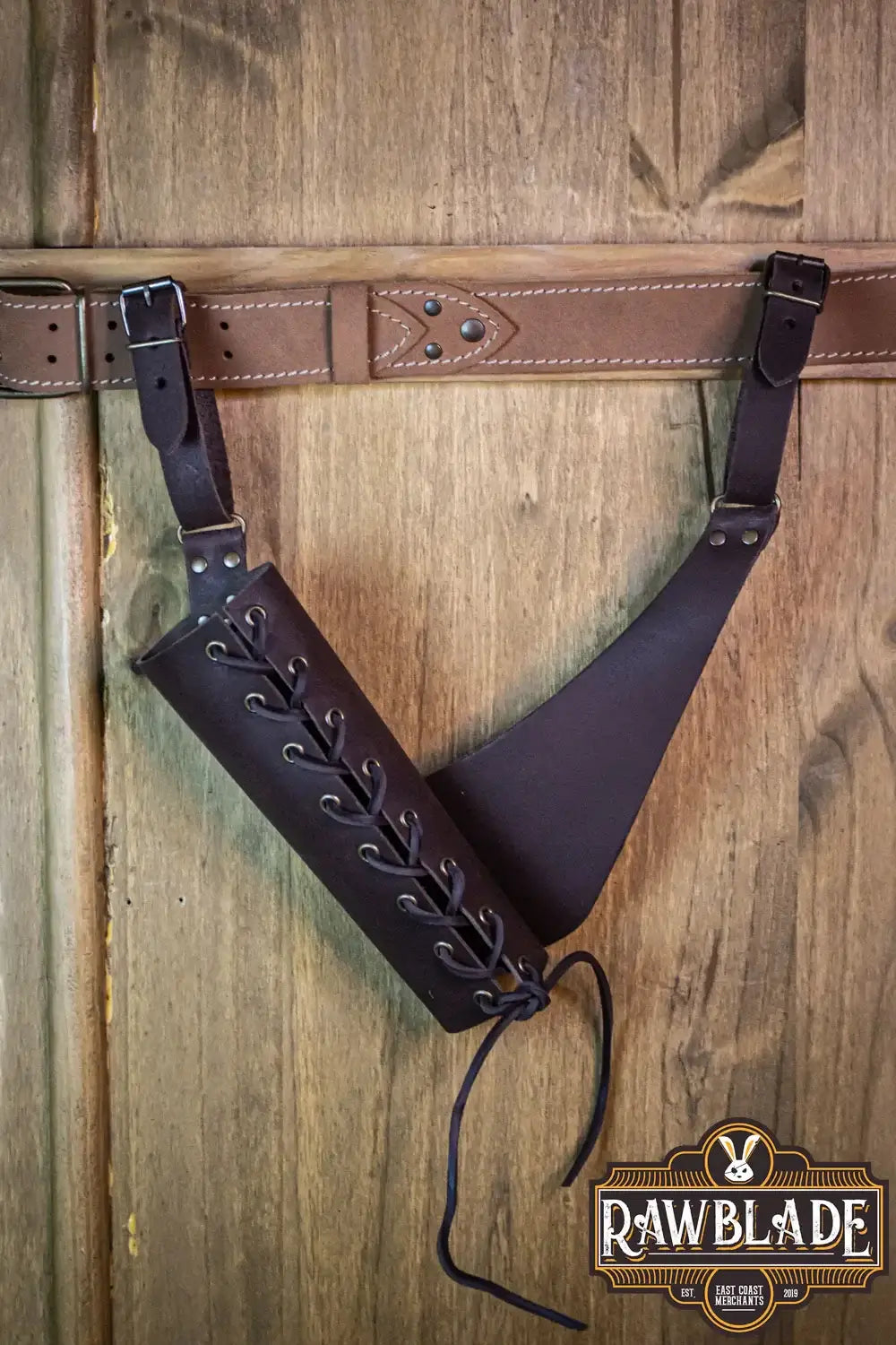 Breda Holder made of high quality cow leather, featuring buckles for easy sword fitting, showcasing its durable design.
