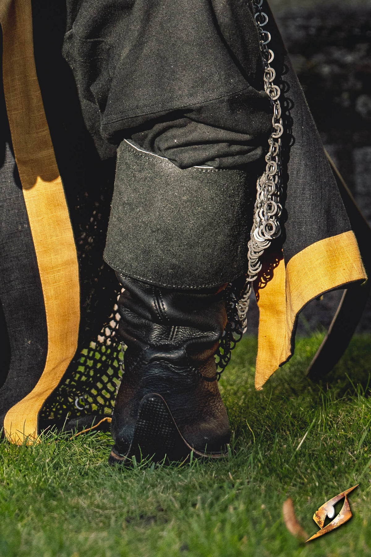 Boots, Traveler