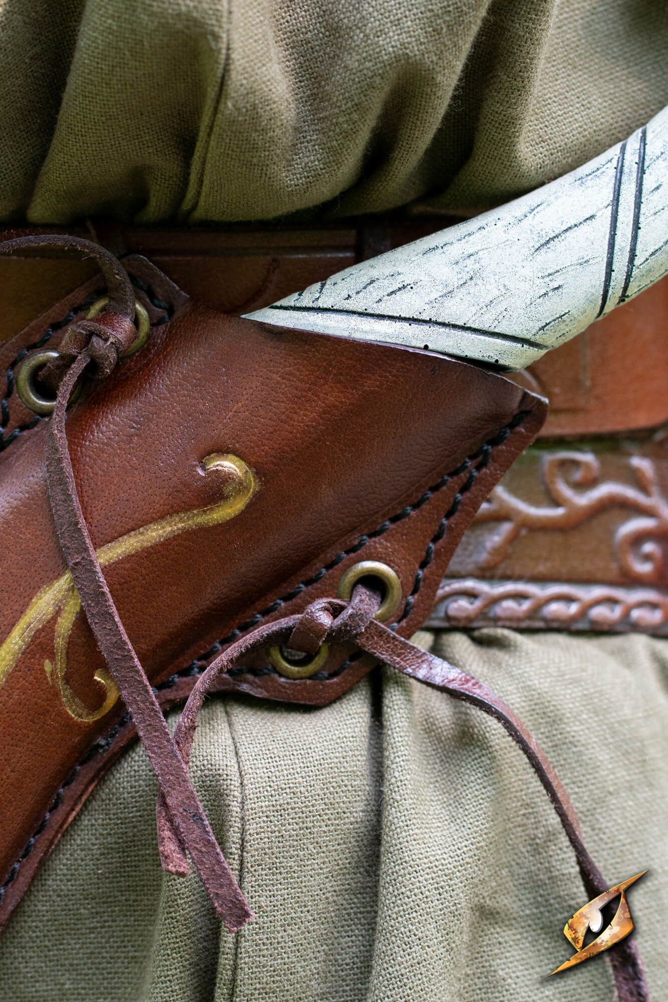 Elven Throwing Knife & Holder