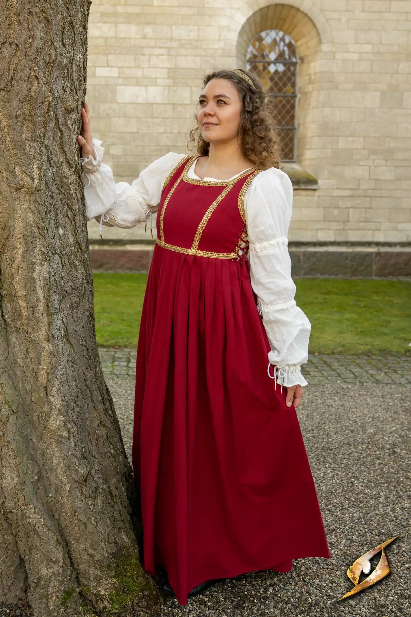 Dress Lucrezia - Luxurious Renaissance Dress for Adventurers Dress Lucrezia - Luxurious Renaissance Dress for Adventurers