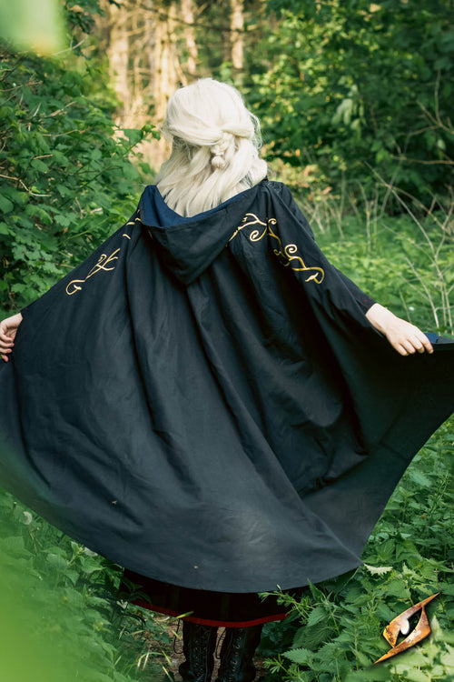 Capes & Cloaks for LARP, Cosplay & Fairs | Epic Armoury