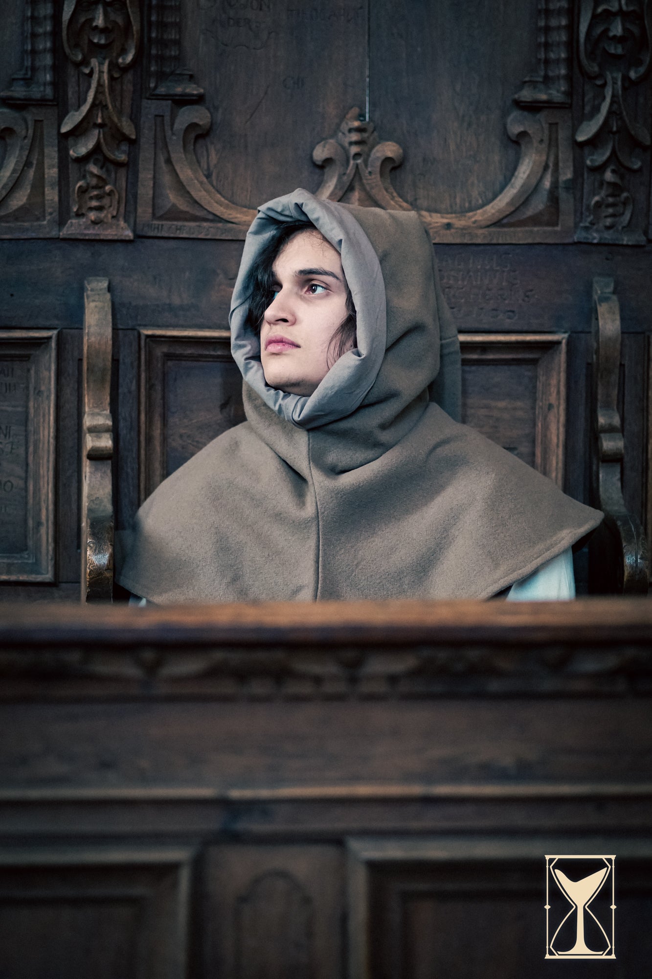 Simple Liripipe Hood - Brushed Wool