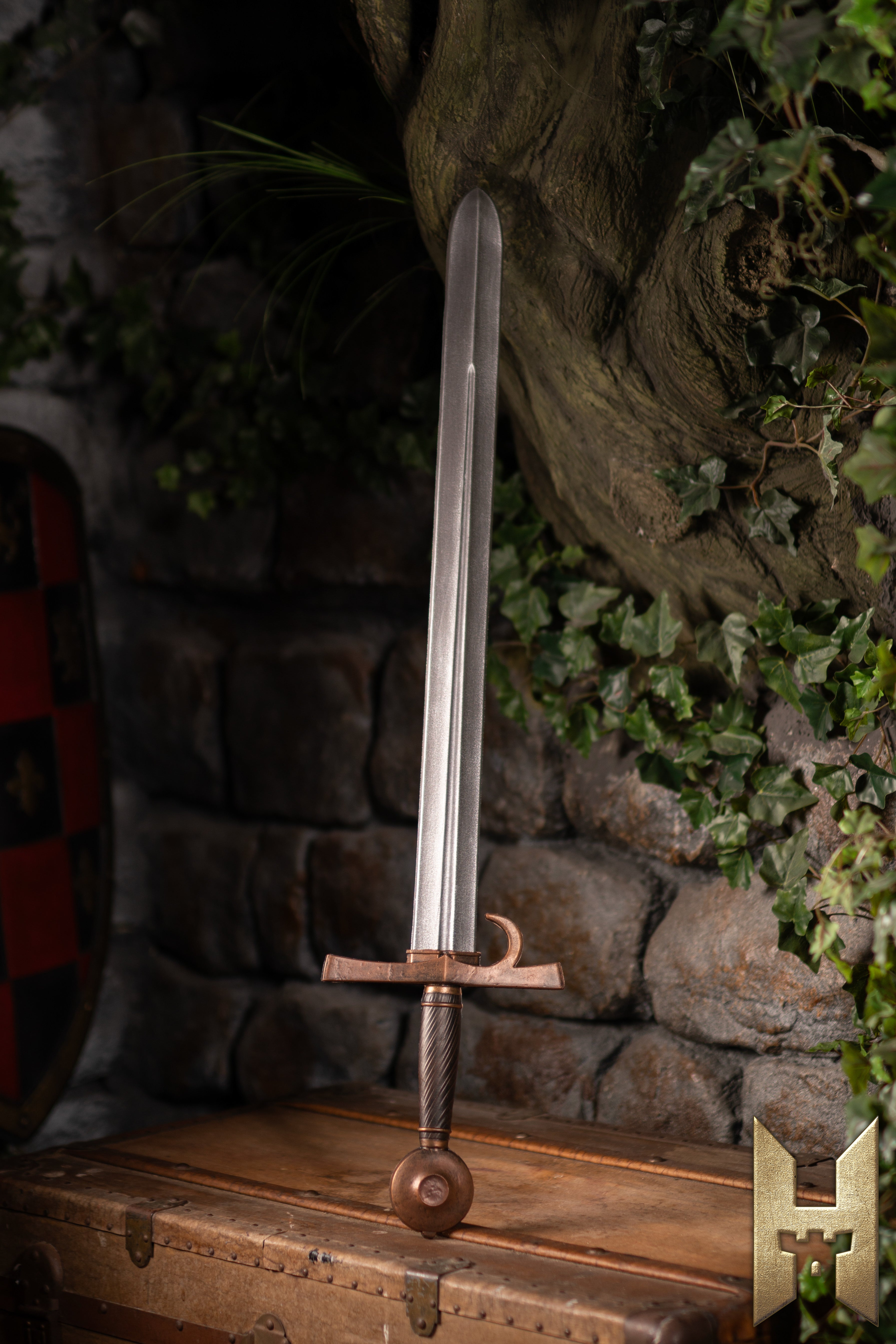 32770150 01 Milanese Sword   Bronze Steel   91Cm