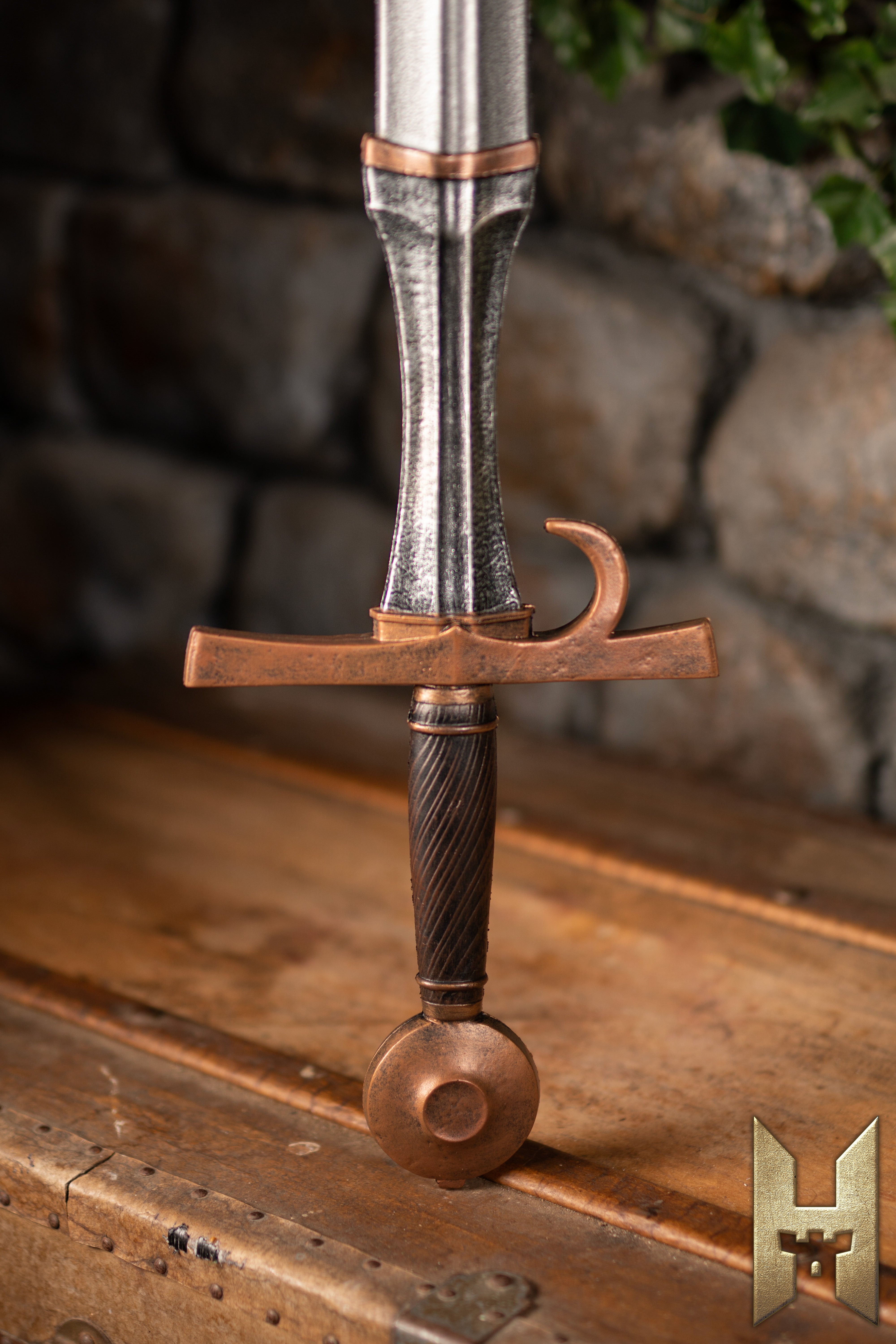 32770155 02 Milanese Sword   Bronze Steel   109Cm