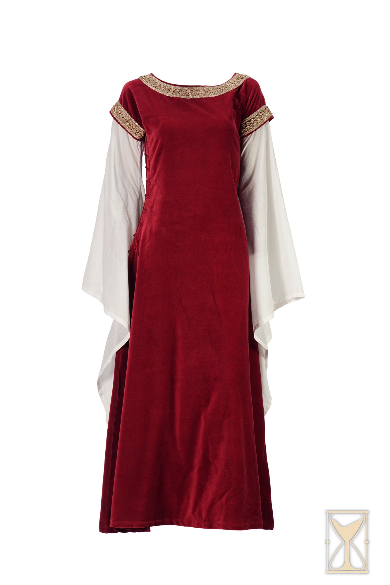 Bliaut Noble dress showcasing red velvet body and flowing white sleeves, inspired by 12th-century noble fashion.