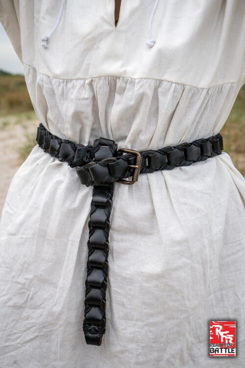 Battle-Ready Belts: The Unsung Hero of Military Attire – Buckle My