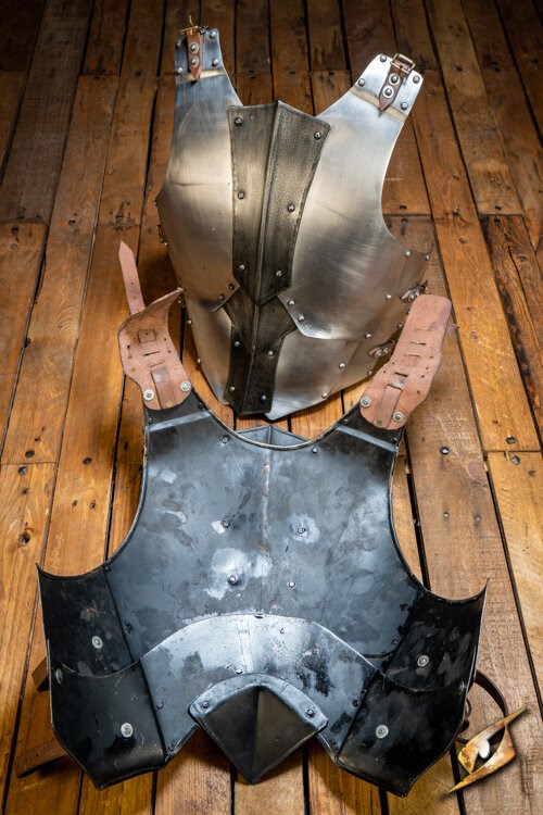 Battle Ready Medieval Leather Armor : 9 Steps (with Pictures