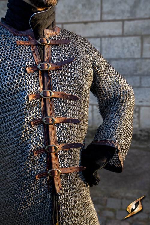 Captain Chainmail - Epic Armoury